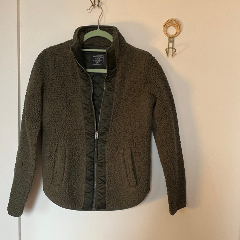 Abercrombie & Fitch Olive Green Quilted Sherpa Jacket XXS
